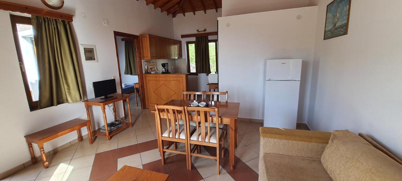Molivos Castle Apartments Mithimna Ngoại thất bức ảnh