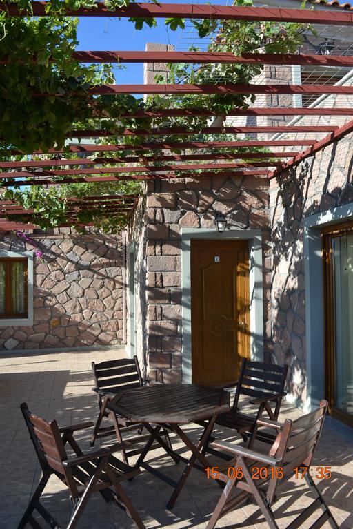 Molivos Castle Apartments Mithimna Ngoại thất bức ảnh